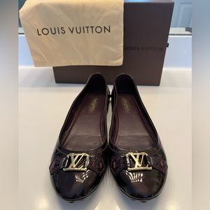 ✨AUTHENTIC✨ Louis Vuitton Patent Leather Ballet Flats 🥿